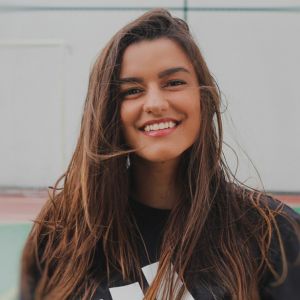 Eszti